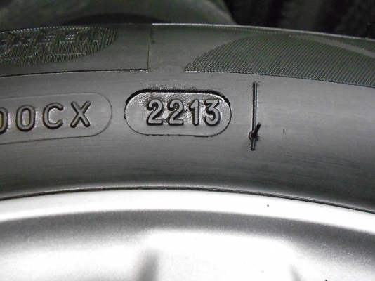 ขายล้อแม็ก Honda Brio ขอบ 14 พร้อมยาง Michelin 175/65/14 ปี 13 ราคา 3,900.-**NET**