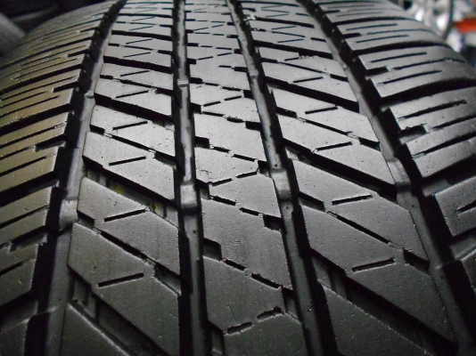 ขายล้อแม็ก New Mitsubishi Triton 2015 ขอบ 17 พร้อมยาง Bridgestone 265/65/17 ปี 12/เทิร์นได้ ใส่ฟรี ส่งฟรีค่ะ