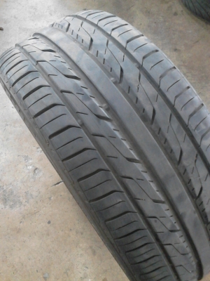 245/35R20 TOYO EXTENSA ปี2012 ชุดสวยๆ หนา เสมอกันทุกเส้น 4 เส้น tel.081-427-3941 245/35R20 TOYO EXTENSA ปี2012 ชุดสวยๆ หนา เสมอกันทุกเส้น 4 เส้น tel.081-427-3941