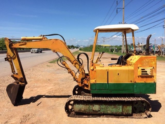 ขายแทรคยาง ใช้กับ รถขุด KOMATSU PC20 นำเข้าจากญี่ปุ่น ติดต่อ 081-2990958/089-8368497 (เจ้าของขายเอง)