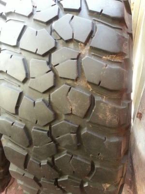 ขายยาง BF MUD km2 315 75 16 มีคู่เดียว ขายยาง BF MUD km2 315 75 16 มีคู่เดียว