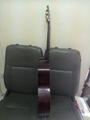 กีต้าร์รุ่นเก๋าสําหรับมือใหม่