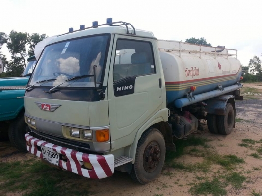 ขายรถน้ำมัน HINO FC2W เครื่อง120แรง WO4D สภาพพร้อมใช้งาน เอกสารพร้อมโอน สนใจโทร 090-8588220คุณนะ 093-3258446คุณบิว ID:narong498 หรือเข้าดูสินค้าได้ที่ www.truck.in.th/498 หรือเพจFacebook ณรงค์ ซื้อขายรถมือสอง (เว็บไซต์ส่วนตัว)