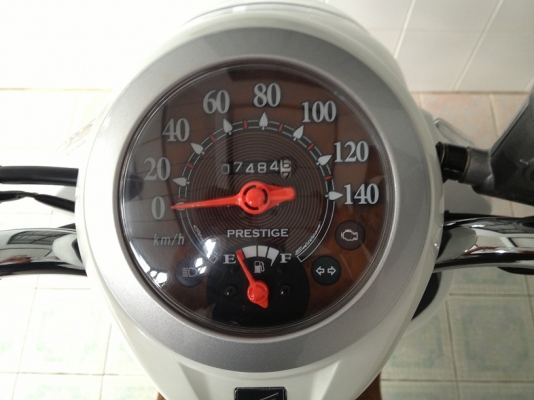 Scoopy-i ลายClassic โฉมปัจจุบัน วิ่ง7000 ปี57 (ของแถม 4 รายการ) Scoopy-i ลายClassic โฉมปัจจุบัน วิ่ง7000 ปี57 (ของแถม 4 รายการ)