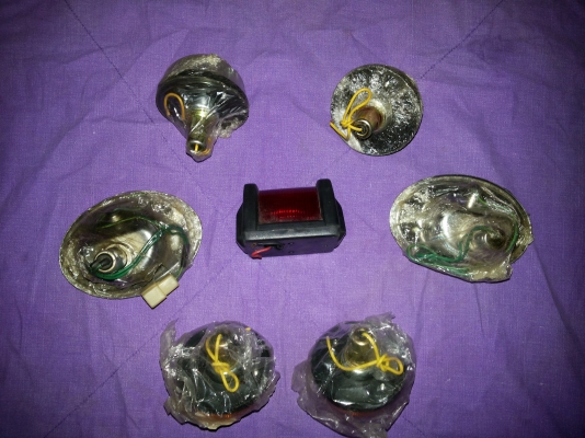 ขายไฟเลี้ยว ไฟหลี่ ยกชุด (โฟลวีล) ขายไฟเลี้ยว ไฟหลี่ ยกชุด (โฟลวีล)