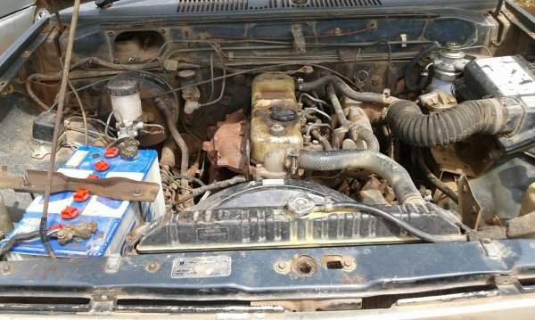 ISUZU KB 2.5 ฝาทอง สีสวยเดิมบาง ภาษีเต็ม เล่มพร้อมโอน