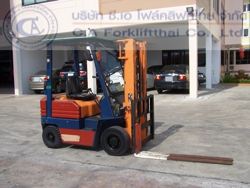 ขายรถ โฟล์คลิฟท์ TOYOTA รุ่น 5-FD15