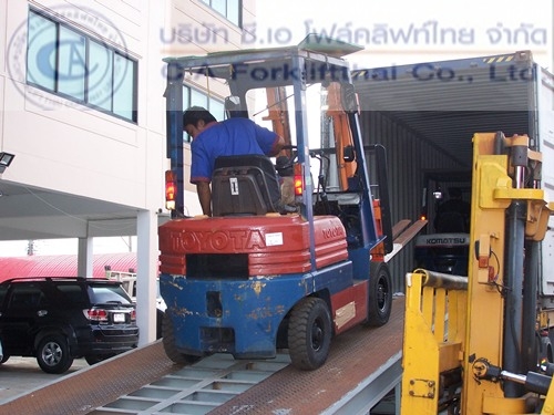 ขายรถ โฟล์คลิฟท์ TOYOTA รุ่น 5-FD15