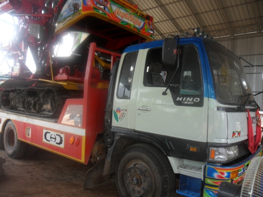 ขายครับ ฮีโน่ สองเพลา สิบล้อเทรนเลอร์ลากรถเกี่ยว  ราคาต่อรองได้ ติดต่อช่างหมึก 087-5262494 หรือ094-7452226