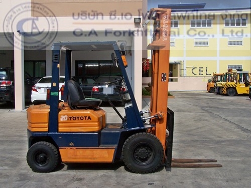 ขายรถ โฟล์คลิฟท์ TOYOTA รุ่น 5-FD20