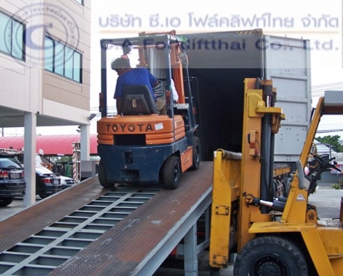 ขายรถ โฟล์คลิฟท์ TOYOTA รุ่น 5-FD15