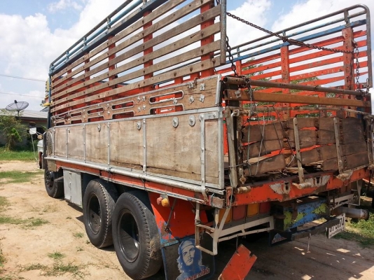 ขาย10ล้อหัวยาว เครื่องดี แคชซีสวย สภาพพร้อมใช้งาน เอกสารพร้อมโอน สนใจโทร 090-8588220คุณนะ 093-3258446คุณบิว ID:narong498 หรือเข้าดูสินค้าได้ที่ www.truck.in.th/498 หรือเพจFacebook ณรงค์ ซื้อขายรถมือสอง (เว็บไซต์ส่วนตัว)