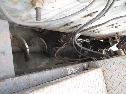 รถปูยาง 6 เมตร ล้อยาง NIIGATA  เก่านอกแท้ ราคาไม่ถึงล้าน