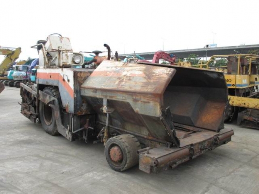 รถปูยาง 6 เมตร ล้อยาง NIIGATA  เก่านอกแท้ ราคาไม่ถึงล้าน