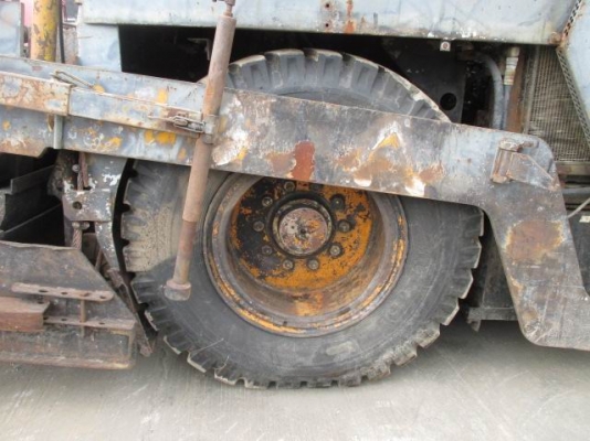 รถปูยาง 6 เมตร ล้อยาง NIIGATA  เก่านอกแท้ ราคาไม่ถึงล้าน