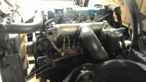 รถบรรทุก 6 ล้อ MITSUBISHI