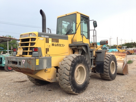 ขายด่วน !! KOMATSU WA300-3E นำเข้าจากญี่ปุ่น สภาพดี