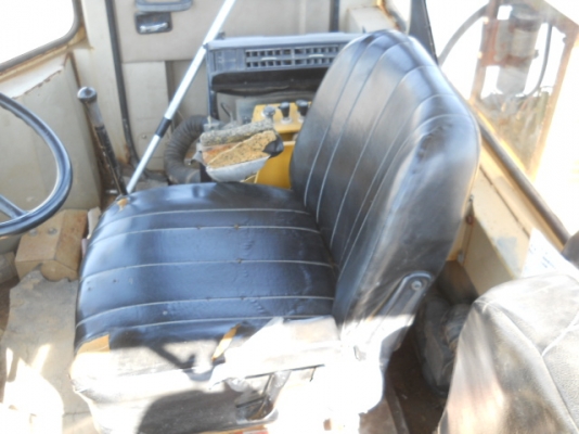 WA100-1  4091ชม. ปี1988 มาถึงไทยต้นเดือนมิถุนายนนี้ครับ สนใจติดต่อมาได้เลยครับ