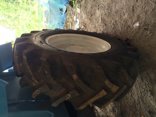 Ford รถคีบอ้อยขายต่อรองได้ครับ