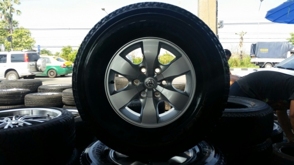 ล้อแม็กขอบ15พร้อมยางราคาถูก