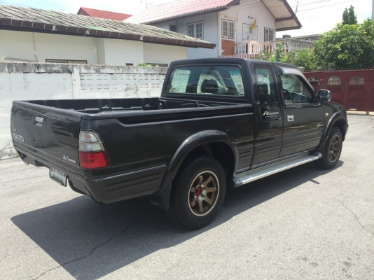 ขายรถ RODEO ปี01 3.0 4WD สภาพดีครับ ขายรถ RODEO ปี01 3.0 4WD สภาพดีครับ