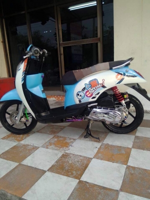 Honda Scoopy i ปี 2555 (ล้อแม็กซ์) เครื่องเดิมๆ แต่งสวยเท่ห์ภายนอก สวยจริง ขับดีมากๆ Honda Scoopy i ปี 2555 (ล้อแม็กซ์) เครื่องเดิมๆ แต่งสวยเท่ห์ภายนอก สวยจริง ขับดีมากๆ