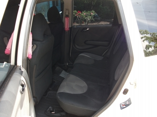 ขายฮอนด้าแจ๊ส ขาวขาว สวยสวย