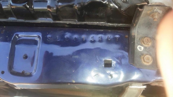 ขายครับ  นิสสันฝาแดงปี37 หัวเดี่ยว2500 หน้าโง  สวยยๆๆๆรถพร้อมใช้งาน หน้าตาเดิมบาง  สาดสีมาสวยๆๆ  แอร์เย็ยภายในสวย