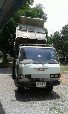 ขายหกล้อดั้มHino KM-777..ด่วนๆ