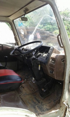 ขายหกล้อดั้มHino KM-777..ด่วนๆ