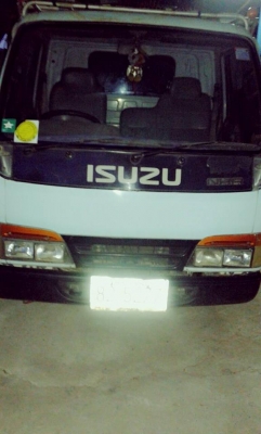 ขายหกล้อ NKR88hp กะบะ3เมตร