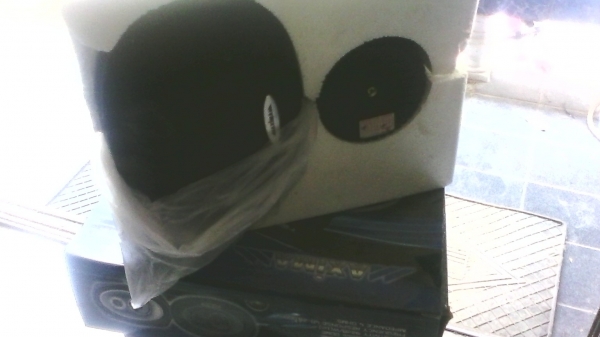 ขาย เครื่องเล่น cd พร้อมลำโพง6*9 ขาย เครื่องเล่น cd พร้อมลำโพง6*9