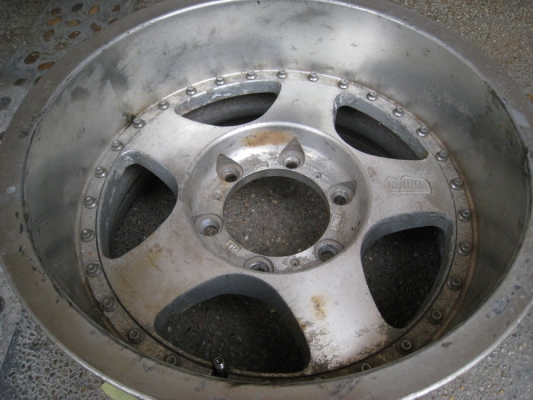 ล้อแม็กไว้ทำอะไหล่ 16x8 -27