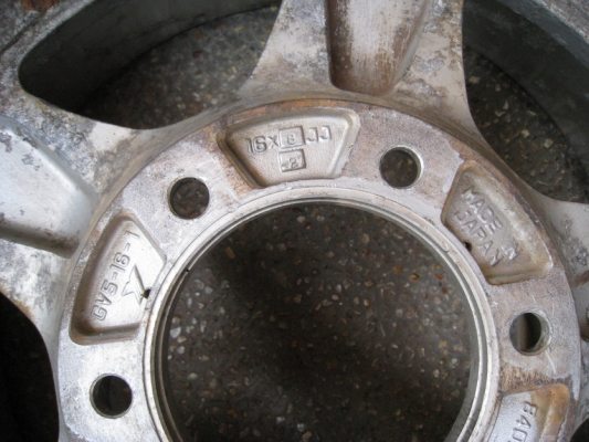 ล้อแม็กไว้ทำอะไหล่ 16x8 -27