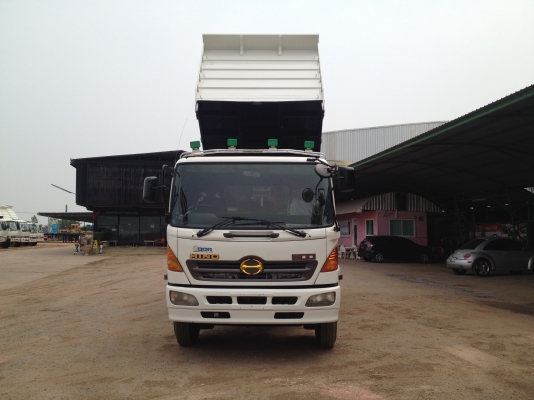 สุดคุุ้มรถห้างปี 50  HINO MEGA เครื่อง JO8C 220 แรงม้าระบบน้ำมัน กระบะดั้มพ์เกษตร ยาว 5.30 เมตร กว้าง 2.45 เมตร สูง 1.70 เมตร ดั้มพ์ 6 ตัน ยาง 900/20 นิ้ว พร้อมเล่มทะเบียน พร้อมใช้ เหมื่อนใหม่ ป้ายแดง สวยๆ สนใจรีบเลยนะคะ