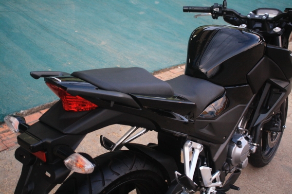 __C B 3 0 0 F รถใหม่ๆ 3 เดือน วิ่ง1,700โล 113,000 ฿__