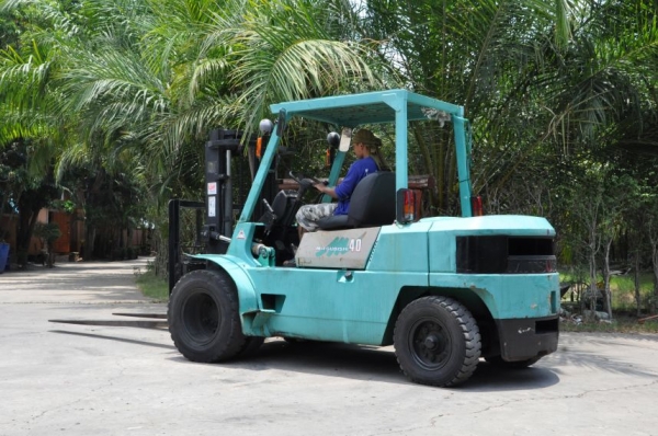 ขายรถFORKLIFT MITSUBISHI FD40 งาสไลด์ 4ตัน สวยเดิมจากญี่ปุ่น ยังไม่เคยใช้ในไทย 380,000เท่านั้น!!