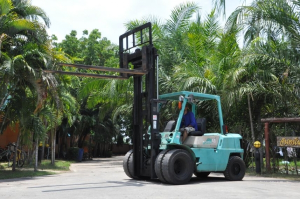 ขายรถFORKLIFT MITSUBISHI FD40 งาสไลด์ 4ตัน สวยเดิมจากญี่ปุ่น ยังไม่เคยใช้ในไทย 380,000เท่านั้น!!