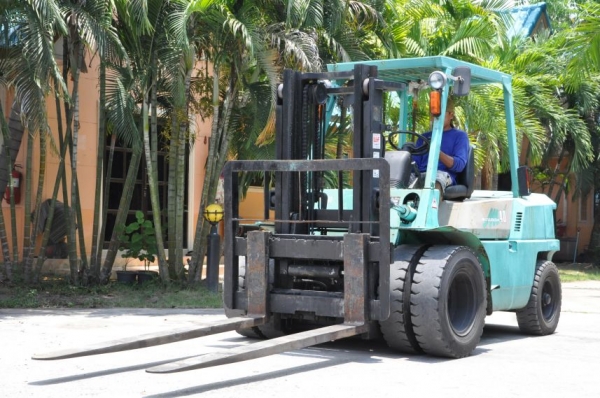 ขายรถFORKLIFT MITSUBISHI FD40 งาสไลด์ 4ตัน สวยเดิมจากญี่ปุ่น ยังไม่เคยใช้ในไทย 380,000เท่านั้น!!