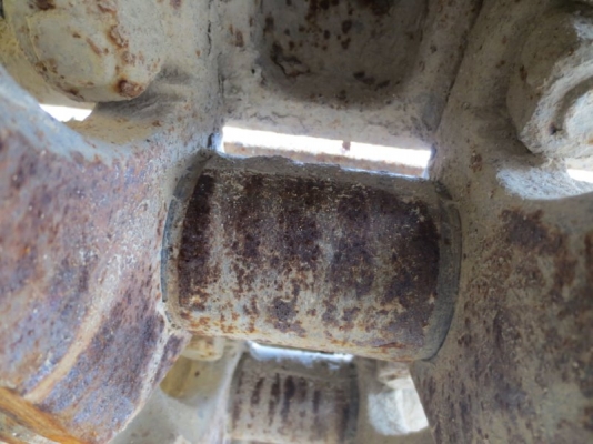 รถดันดิน KOMATSU D61PX-12  ปี2000 หากรอของได้ 30-45 วัน ติดต่อคุยกันได้เลยครับ