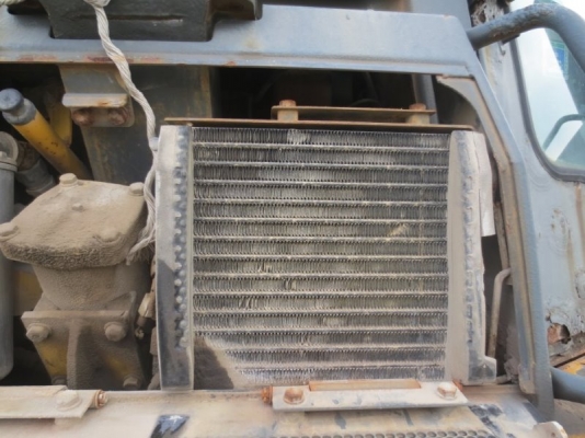 รถดันดิน KOMATSU D61PX-12  ปี2000 หากรอของได้ 30-45 วัน ติดต่อคุยกันได้เลยครับ