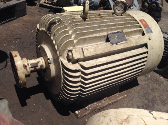 ขายมอเตอร์ Mitsubishi 100HP. 380V 1450 rpm. สภาพดีเดิมๆ พร้อมใช้งาน มี 2 ตัวครับ ขายมอเตอร์ Mitsubishi 100HP. 380V 1450 rpm. สภาพดีเดิมๆ พร้อมใช้งาน มี 2 ตัวครับ