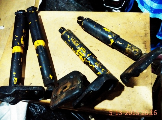 แหนบแต่งจิ๊ปมิตซู โค้งๆๆ พร้อมโตงเตงแต่ง   โช้คแต่งพร้อมแป้นแหนบ