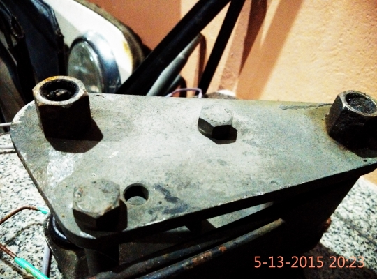 แหนบแต่งจิ๊ปมิตซู โค้งๆๆ พร้อมโตงเตงแต่ง   โช้คแต่งพร้อมแป้นแหนบ