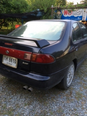 ขายนิสสันซันนี่ซุปเปอร์ซาลูน