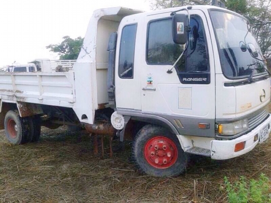 **680,000 บ.ต่อรอง/// 6ล้อดั้มดิน HINO สิงไฮเทค 195 ** ขาย HINO-195 6ล้อดั้มดิน5คิว ประกอบ HINO FD HO7D-195HP สิงไฮเทค ประกอบ เครื่องเดิม เกียร์เดิม เครื่องดี แน่นดี แรง เกียร์ดี เข้าง่าย ไม่หลุดครับ ช่วงล่างใหญ่ Fหน้า-หลัง คัสซีดี เดิม ไม่ปะไม่ดาม ยังสวย