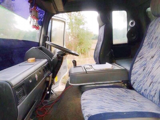 **680,000 บ.ต่อรอง/// 6ล้อดั้มดิน HINO สิงไฮเทค 195 ** ขาย HINO-195 6ล้อดั้มดิน5คิว ประกอบ HINO FD HO7D-195HP สิงไฮเทค ประกอบ เครื่องเดิม เกียร์เดิม เครื่องดี แน่นดี แรง เกียร์ดี เข้าง่าย ไม่หลุดครับ ช่วงล่างใหญ่ Fหน้า-หลัง คัสซีดี เดิม ไม่ปะไม่ดาม ยังสวย