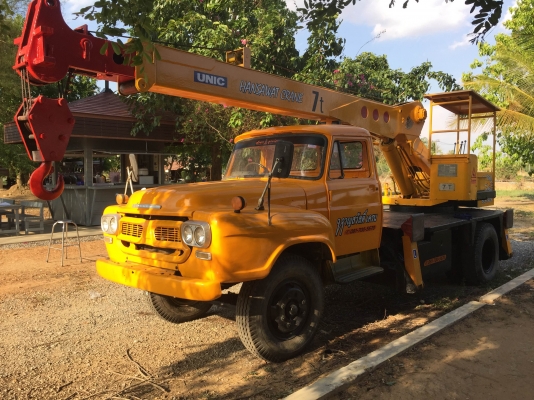 เครน unic 7 ตัน / อีซูซุ 165 แรงม้า เกียร์สโลว์กลาง