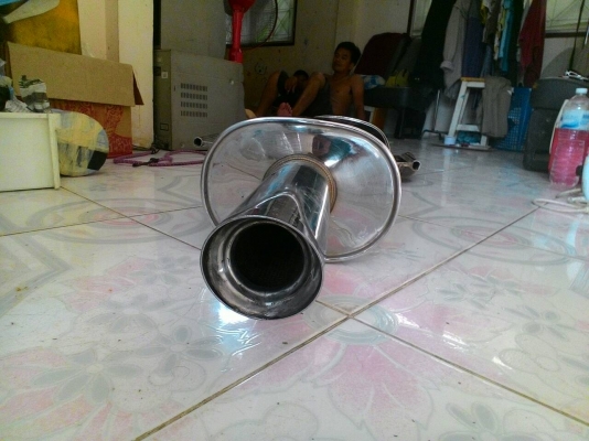 ท่อเลสแท้ รถ สภาพดี ท่อเลสแท้ รถ สภาพดี