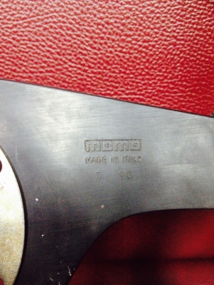 พวงมาลัย momo แท้